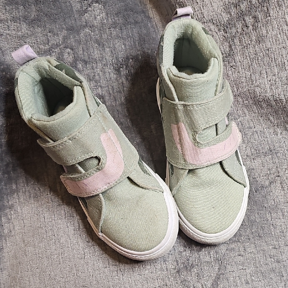 Kids Green and Pink Velcro Shoes